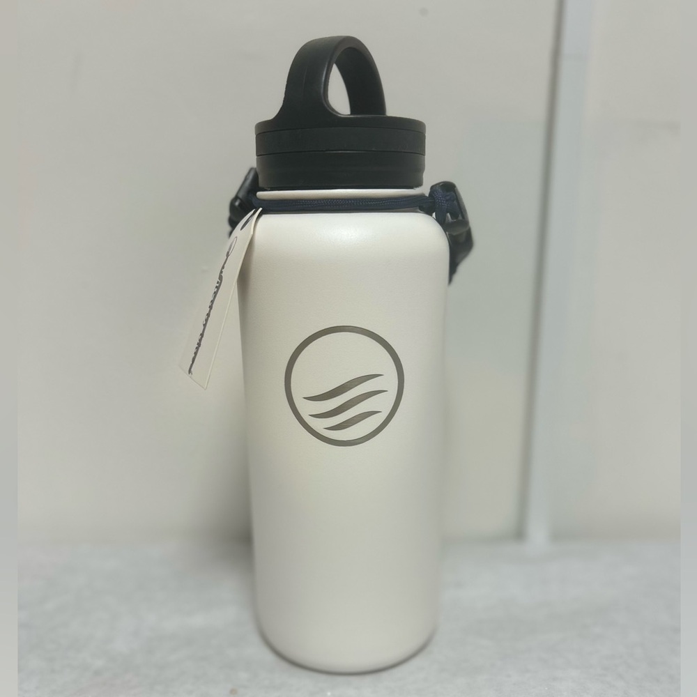 United By Blue White Stainless Steel 32oz Water Bottle